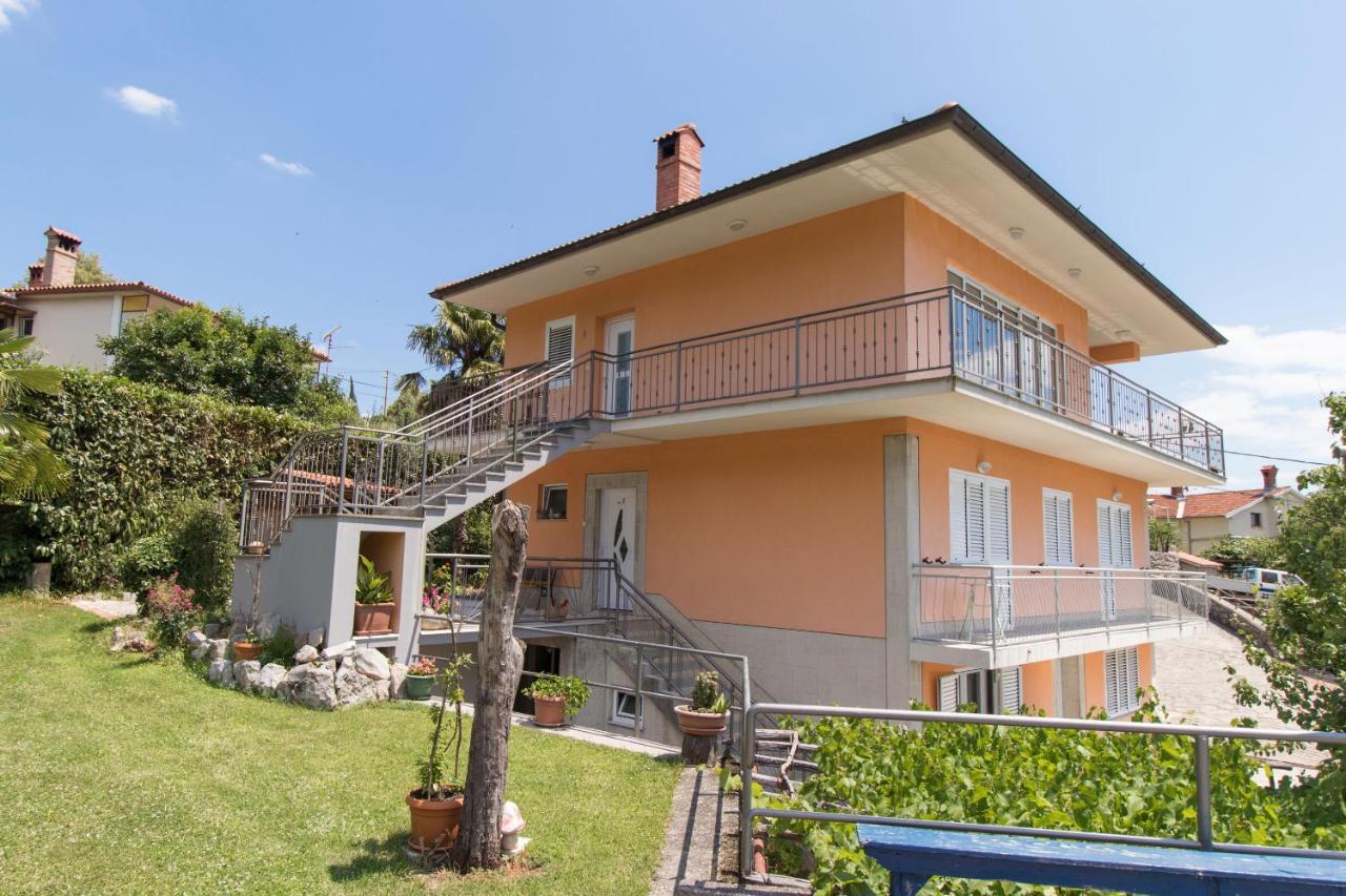Apartments Vesna オパティヤ エクステリア 写真