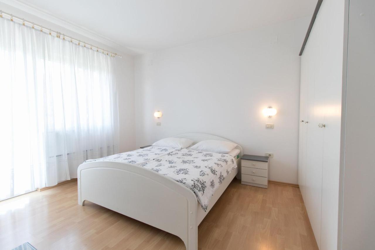 Apartments Vesna オパティヤ エクステリア 写真