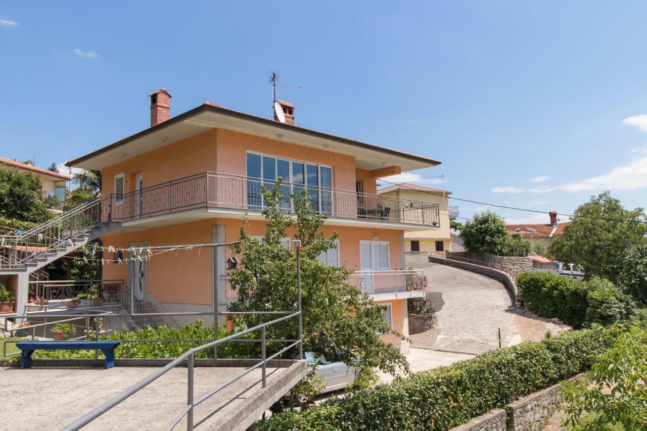 Apartments Vesna オパティヤ エクステリア 写真